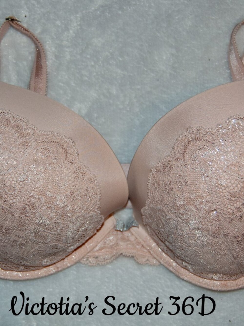 Victoria's Secret Body by Victoria Lined - Pink Lace 36D